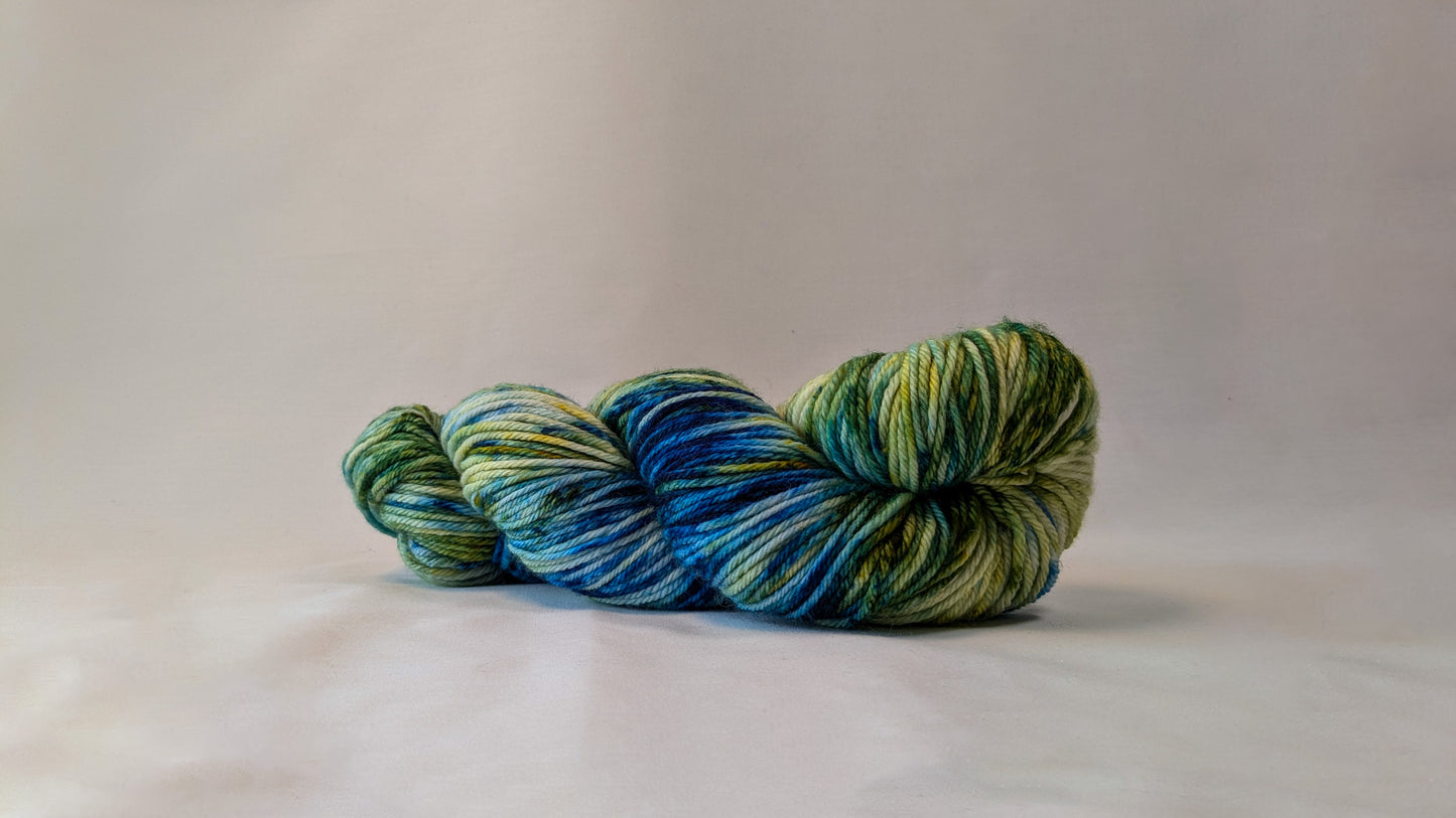 Starry night - Hand Dyed 100% Fine Superwash Merino Wool