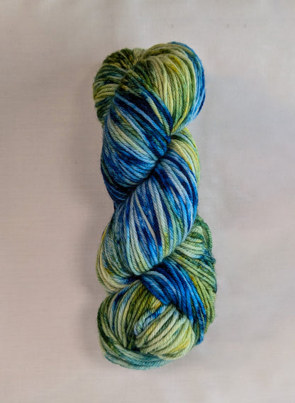 Starry night - Hand Dyed 100% Fine Superwash Merino Wool